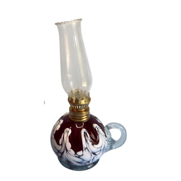 Mt St Helens Original Glass Oil Lamp 9 In White Blue Red Swirl Pattern - Picture 2 of 7